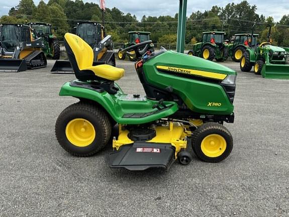 Image of John Deere X380 equipment image 1