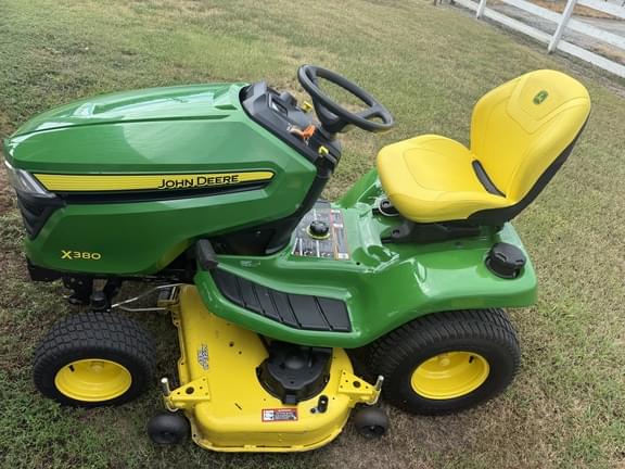 Image of John Deere X380 equipment image 1