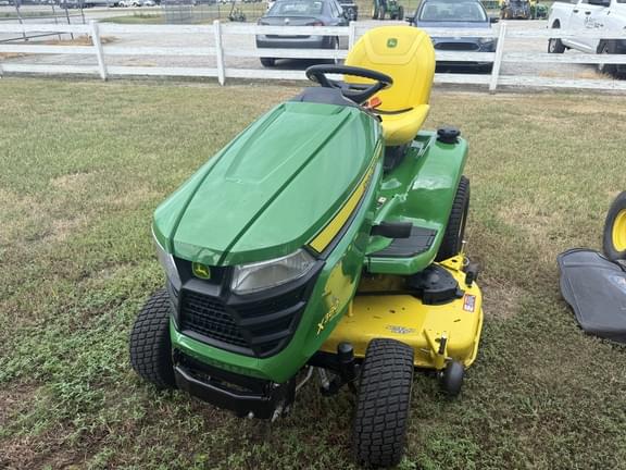 Image of John Deere X380 equipment image 2