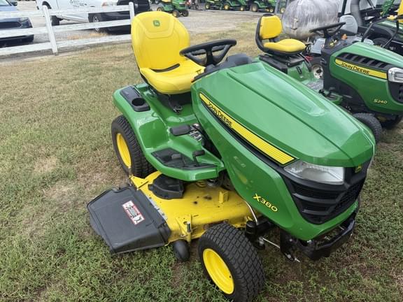 Image of John Deere X380 equipment image 4