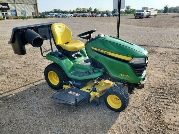 Main image John Deere X380