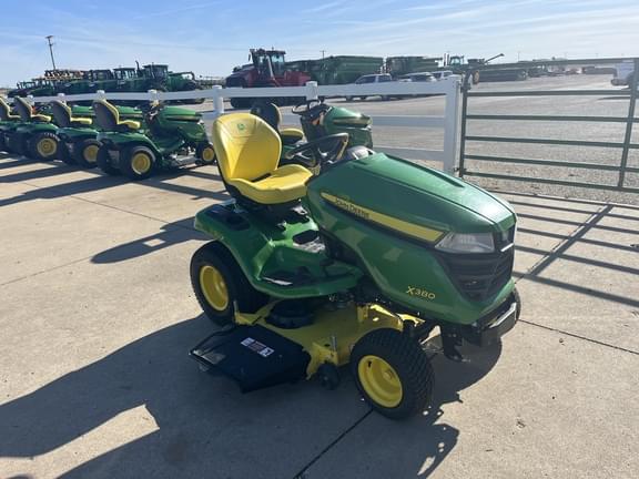 Image of John Deere X380 equipment image 4