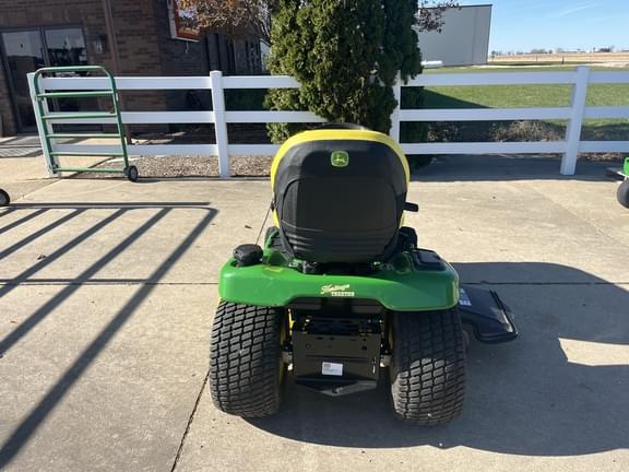 Image of John Deere X380 equipment image 2