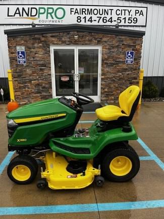 Image of John Deere X380 equipment image 1