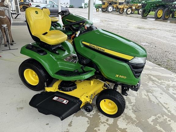 Image of John Deere X380 equipment image 1