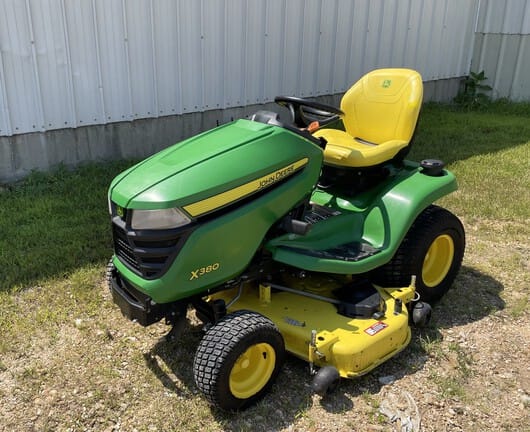 2021 John Deere X380 Equipment Image0