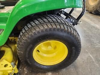 Image of John Deere X380 equipment image 2