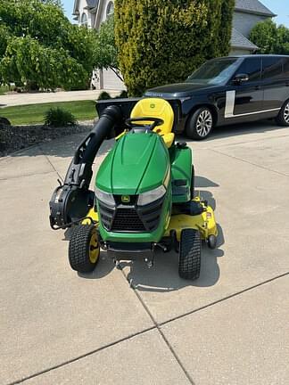 Image of John Deere X380 equipment image 2