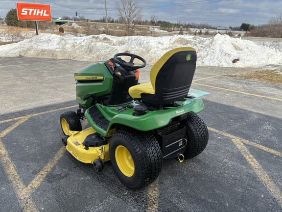 Image of John Deere X380 equipment image 4