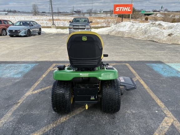 Image of John Deere X380 equipment image 3