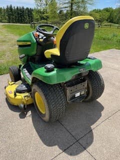 Image of John Deere X380 equipment image 2