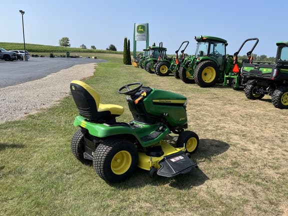 Image of John Deere X380 equipment image 1