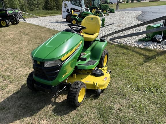 Image of John Deere X380 equipment image 4