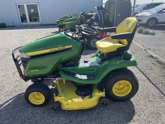 Image of John Deere X380 equipment image 1