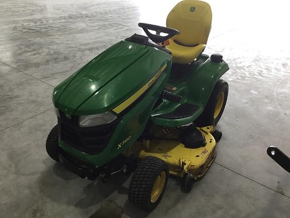 Image of John Deere X380 equipment image 1