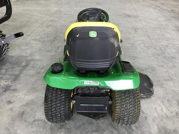 Image of John Deere X380 equipment image 3