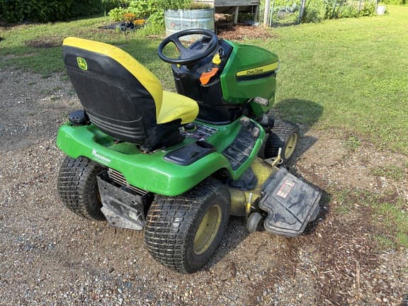 Image of John Deere X380 equipment image 2