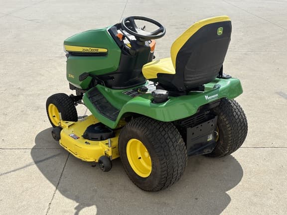 Image of John Deere X380 equipment image 4
