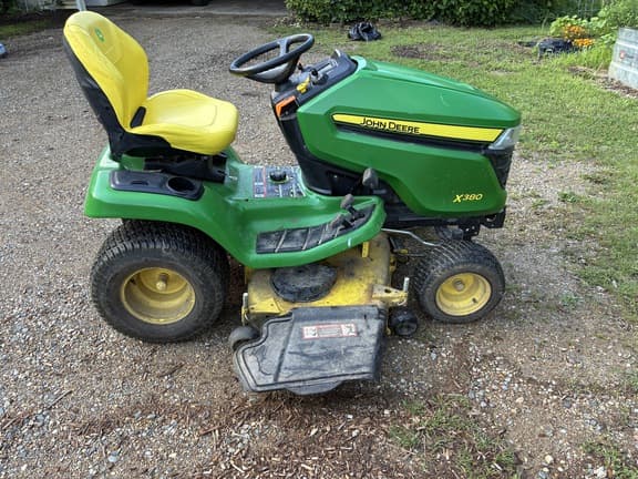 Image of John Deere X380 equipment image 1