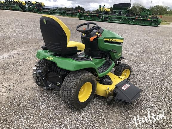 Image of John Deere X380 equipment image 3