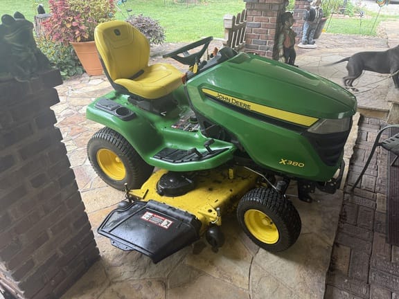 2021 John Deere X380 Equipment Image0