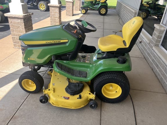 2021 John Deere X380 Equipment Image0