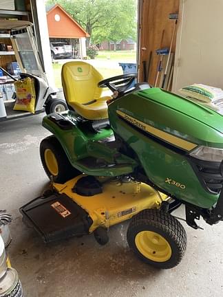 Image of John Deere X380 equipment image 3
