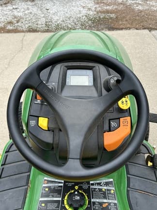 Image of John Deere X390 equipment image 4