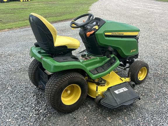 Image of John Deere X390 equipment image 3