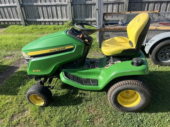Image of John Deere X390 Primary image