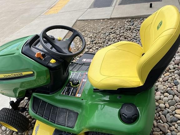 Image of John Deere X390 equipment image 2