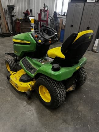 Image of John Deere X390 equipment image 1