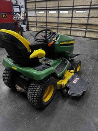 Image of John Deere X390 equipment image 3