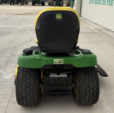 Image of John Deere X390 equipment image 3