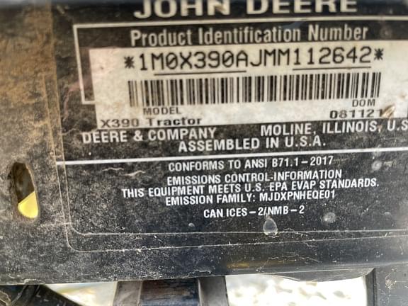 Image of John Deere X390 equipment image 1
