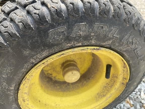 Image of John Deere X390 equipment image 3