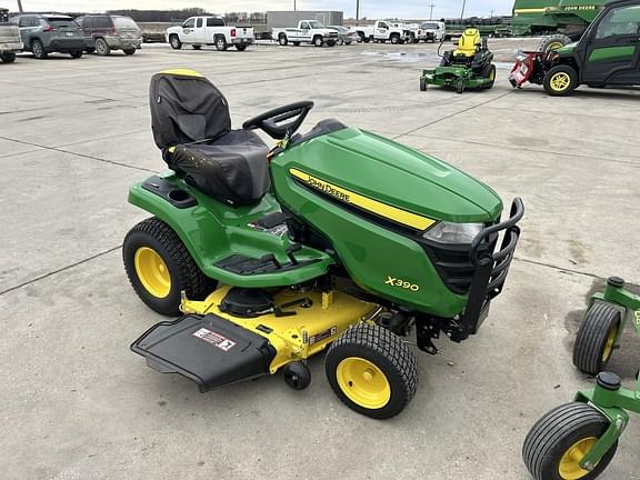 Image of John Deere X390 Primary image