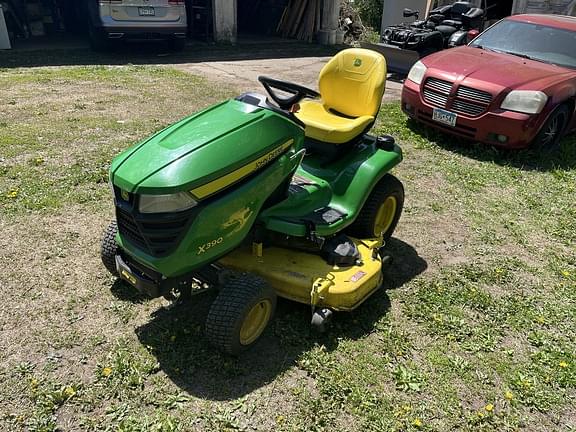 Image of John Deere X390 equipment image 2