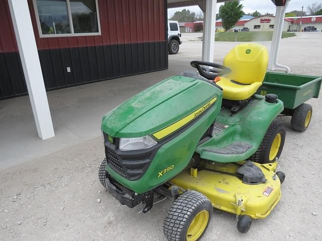 Image of John Deere X390 equipment image 2