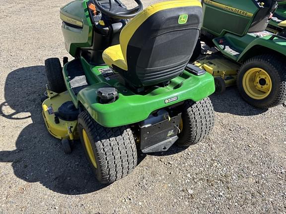 Image of John Deere X390 equipment image 3