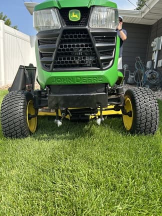 Image of John Deere X394 equipment image 4