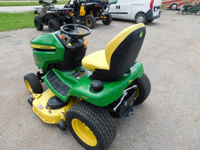Image of John Deere X394 equipment image 3