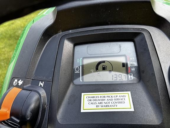 Image of John Deere X394 equipment image 4