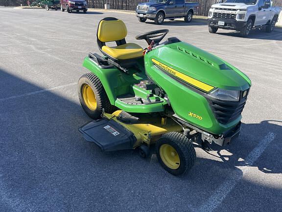 Image of John Deere X570 equipment image 1