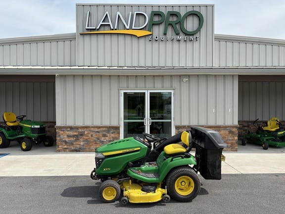 2021 John Deere X570 Equipment Image0
