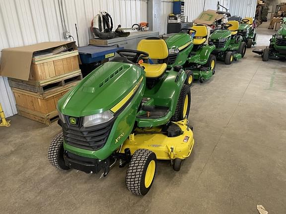 Image of John Deere X570 equipment image 1