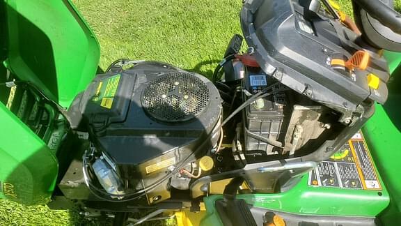 Image of John Deere X570 equipment image 4