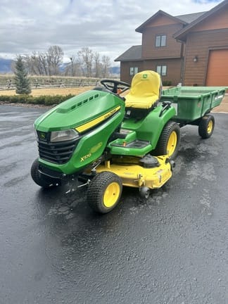 2021 John Deere X570 Equipment Image0