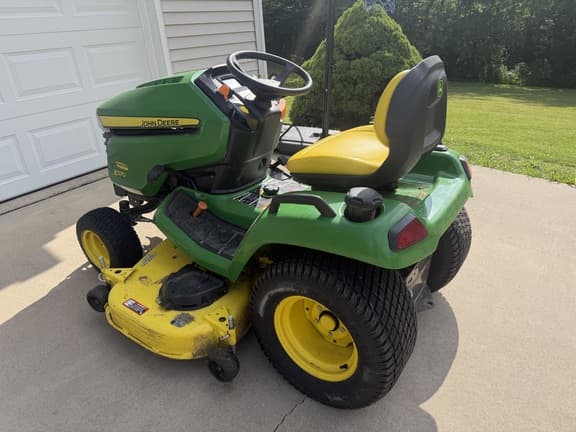 Image of John Deere X570 equipment image 3