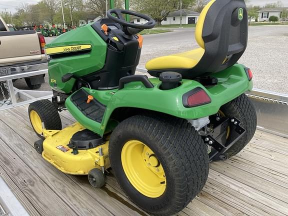 Image of John Deere X570 equipment image 3